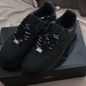 sold Air Force 1 Supreme